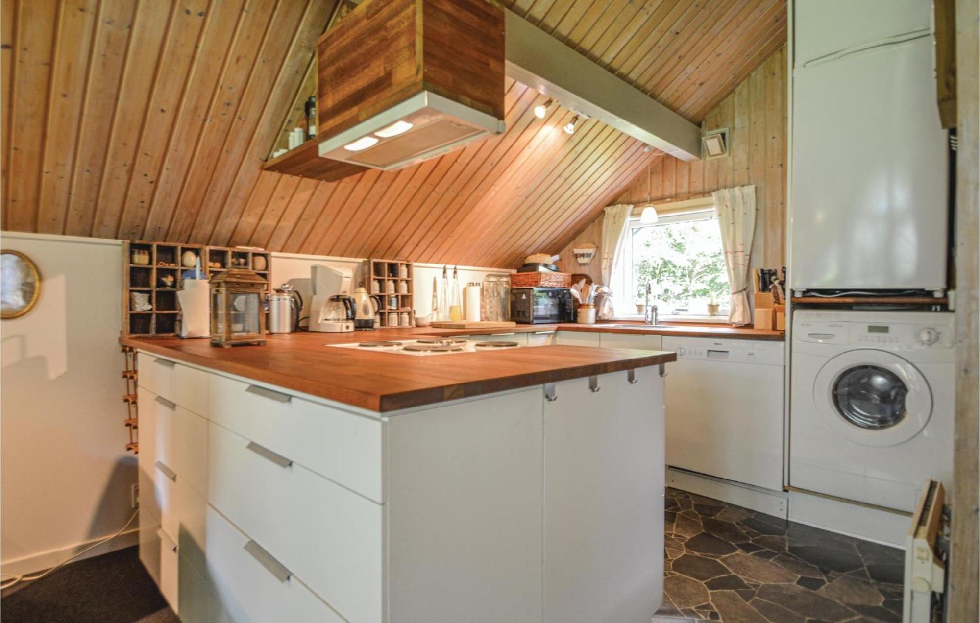 Nice Home In Toftlund With Kitchen Exterior photo